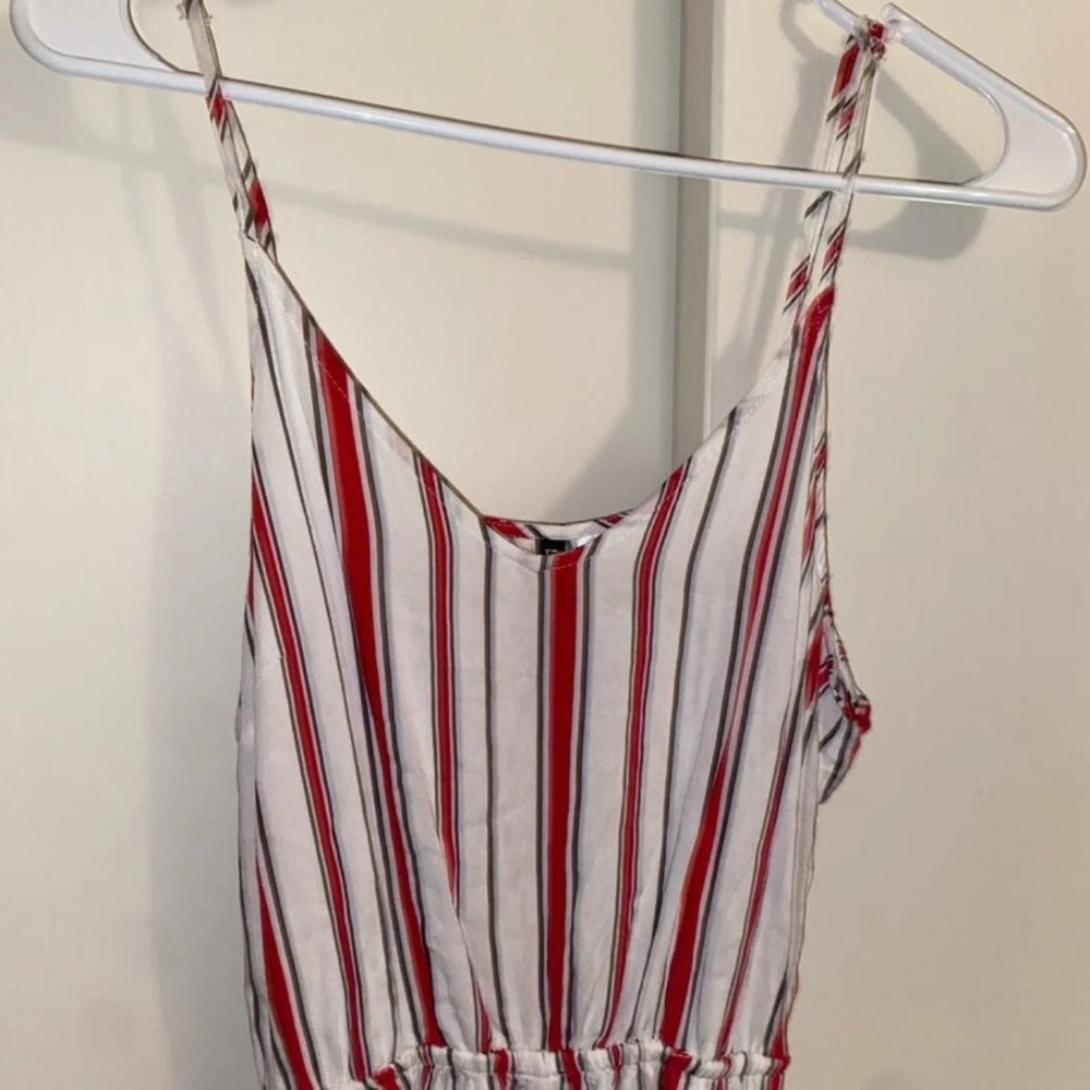 Romper - Picture 3 of 4